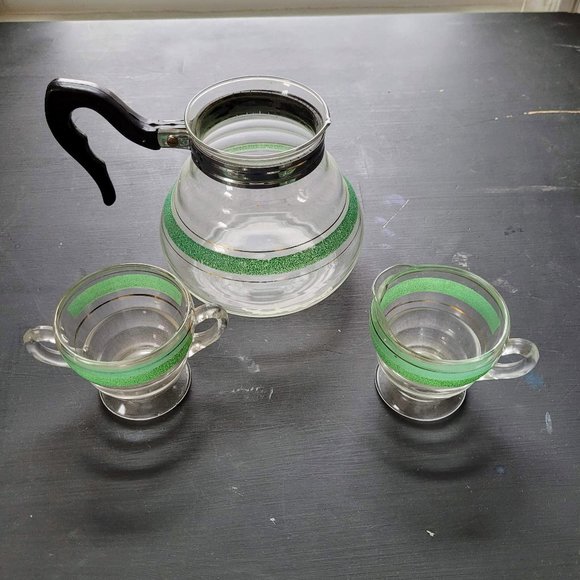 Vintage 1940's Kent Glass Carafe, Creamer, Sugar Set - Picture 4 of 4